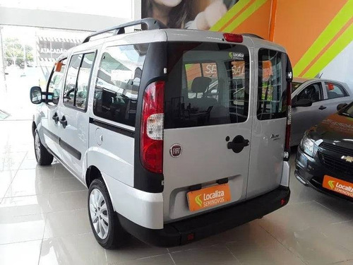 Imagem 6 de 10 de Fiat Doblò 1.8 Mpi Essence 7l 16v Flex 4p Manual