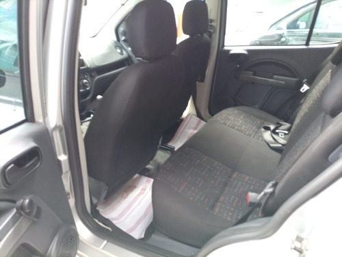 Imagem 5 de 8 de Fiat Uno 2016 1.0 Vivace Flex 5p