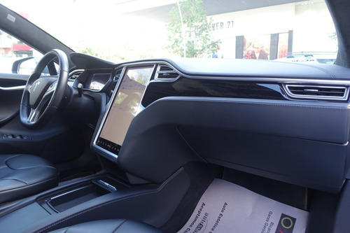 Imagen 7 de 13 de Tesla Model S 75 2017
