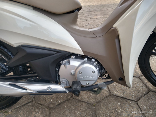 Imagem 5 de 8 de Honda Honda Biz 125 Flex