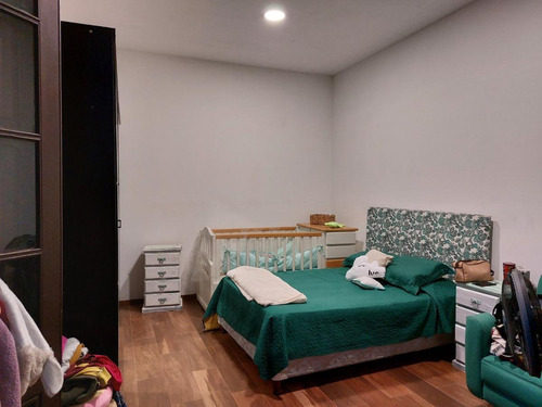 Imagen 7 de 11 de Venta De Apartamento 2 Dormitorios Más Escritorio En Tres Cruces
