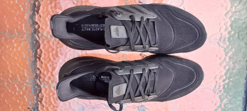 Zapatillas Adidas Ultrabost Hombre (Usado)