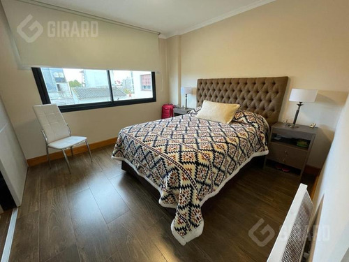 Departamento En Venta, Moderno, Zona Plaza Mitre.