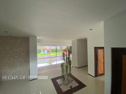 Imagen 11 de 22 de Renta De Casa En Residencial Balcones De Juriquilla Privada