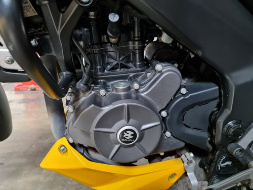 Bajaj Rouser 200 Ns