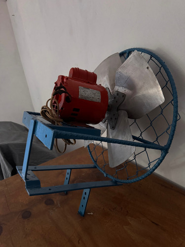 Extractor De Aire / Ventilador Industrial Seminuevo (Usado)