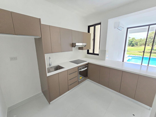 De Venta Apartamento En Cocotal Bávaro