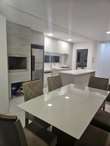 Apartamento Em Camboriú Com Vista - Direto Com Proprietário