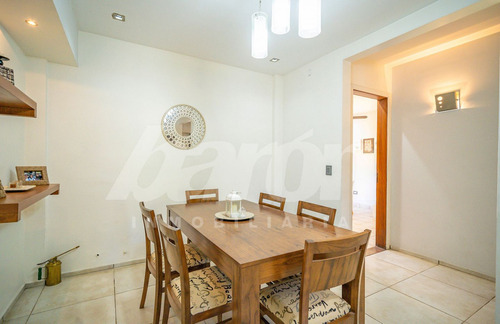 Casa En Venta En Lomas De Zamora