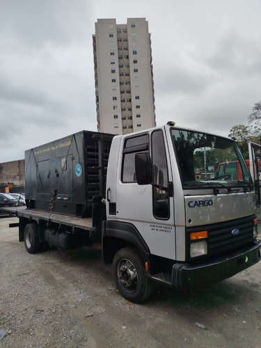 Ford Cargo 814