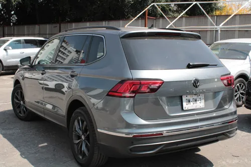 Volkswagen Tiguan COMFORTLINE 1.4L TSI DSG 5 OCUP