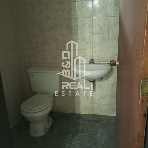 Local En Alquiler Casco Central Charallave