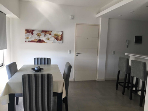 Imagen 12 de 30 de Positive Tower Pinamar- Alquiler Por Día Turístico/ Uade Con Amenities Y Cochera