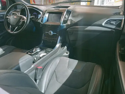 Ford Edge St