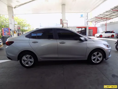 Chevrolet Onix 1.0t Automática
