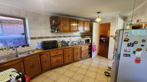 Precio Rebajado Parcela Con Gran Casa, Piscina Y Quinch