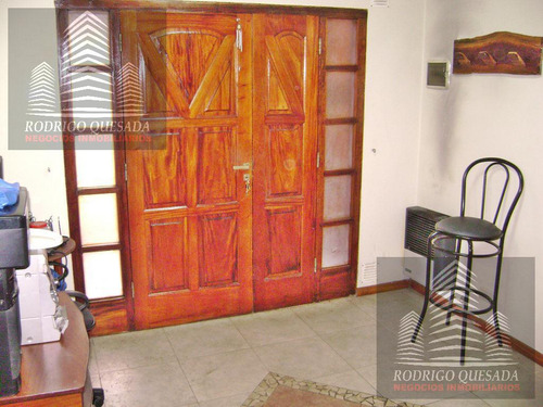 Amplia Casa Sobre Av Tucuman En San Bernardo - Permuta Por 2 Unidades!!