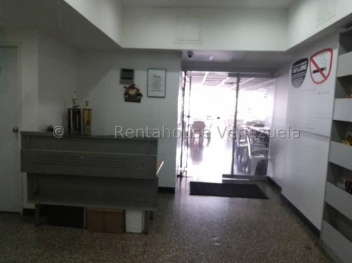 Edificio En Venta Urb. Boleíta Norte Calle Urb Industrial Albores Leoncio, Caracas