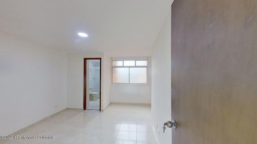 Imagen 12 de 20 de Apartamento En Laureles(medellin) Rah Co: 23-1127