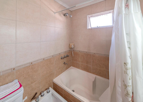 Venta Departamento Dos Ambientes En Florees Con Cochera