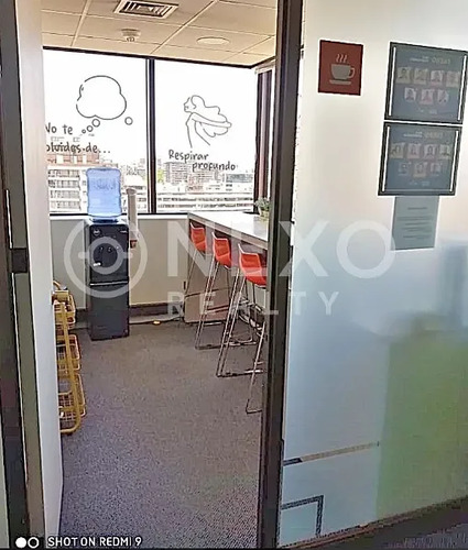 Oficina De 282m2 En Nueva De Lyon, Providencia