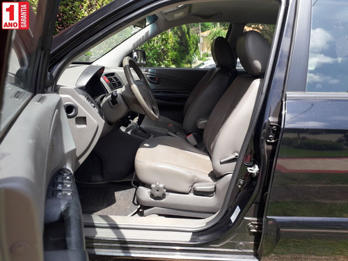 Hyundai Tucson 2.0 Mpfi Gls 16v 143cv 2wd Flex 4p Automático