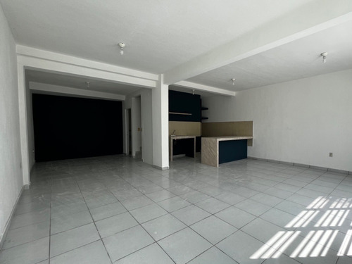 Imagen 3 de 16 de Casa De 2 Pisos En Renta En Fracc. Tipo Privado En Real Del