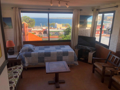 Imagen 14 de 15 de Hermosa Casa Con Barbacoa, Vista Al Mar A Una Cuadra Del Centro