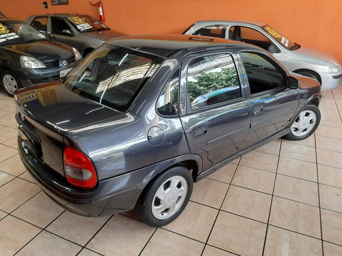 Chevrolet Corsa Sedan 1.6 Super 4p