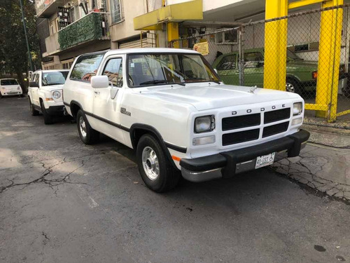 Ram Charger 1992