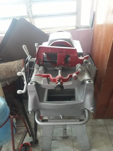 Máquina Eléctrica Para Hacer Roscas Marca Asada (Usado)