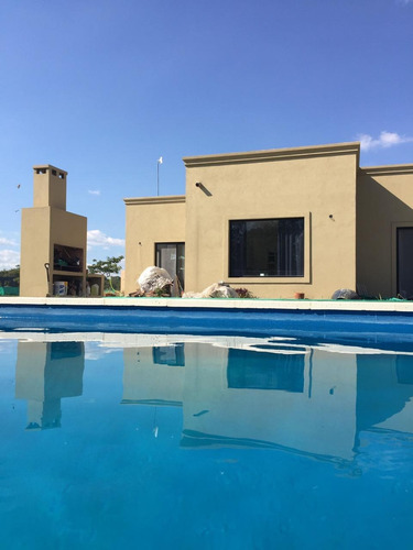 Imagen 2 de 13 de Casa En Venta En San Matias, Escobar, G.b.a. Zona Norte