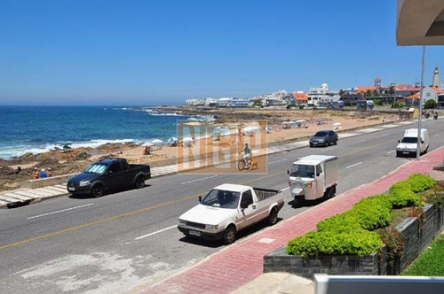 Divino Impecable Con Servicios-ref:9891