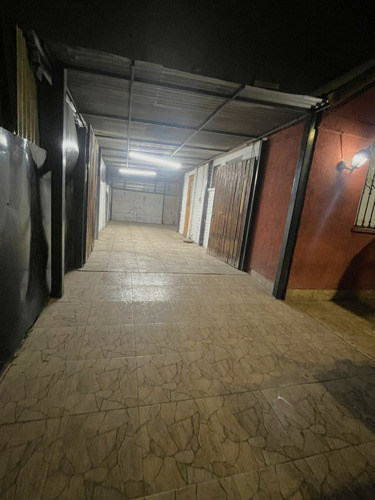 Casa Iluminada Y Cómoda .3d.1b.1e Y Amplio Patio.