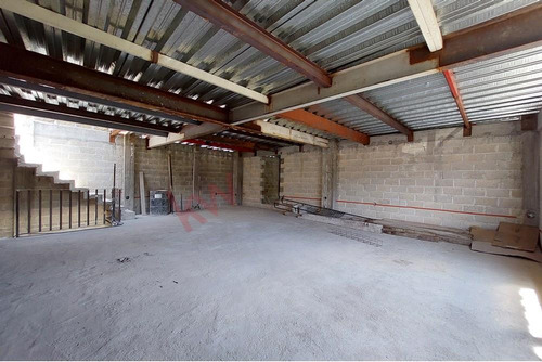 Renta Bodega / Local Comercial, El Charco, A Un Costado De La Carret. Al Ajusco, Tlalpan Cdmx