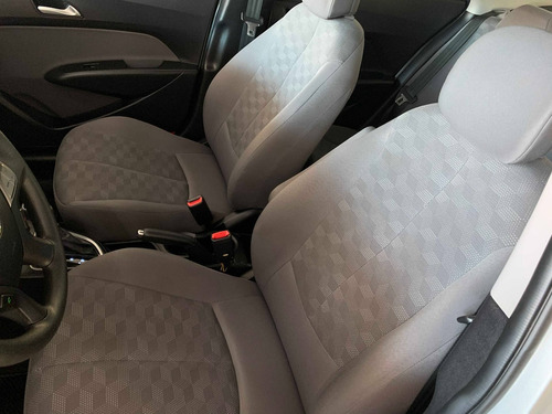 Imagem 10 de 10 de Hyundai Hb20s 1.6 Comfort Plus 16v Flex 4p Automático