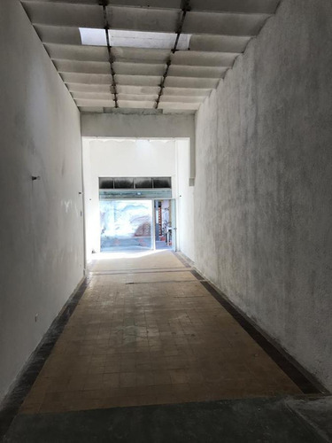 Imagen 14 de 30 de Gran Local Comercial, En Peatonal