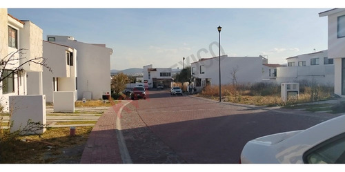 Terreno En Cluster Maple En Ciudad Maderas Querétaro Por La Universidad Mondragón