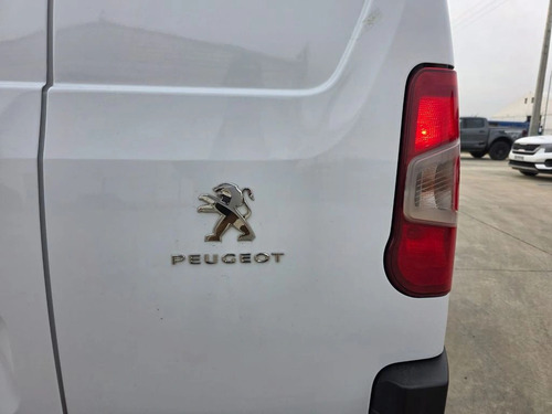 Peugeot Partner 2023