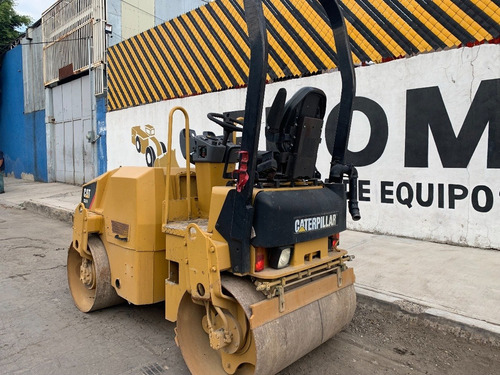 Imagen 10 de 14 de Compactador Doble Cat Cb24 2008 Caterpillar Recien Importado