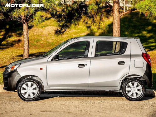 Imagen 2 de 15 de Suzuki Alto 800 Standar 0.8 2022 0km | Permuta / Financia