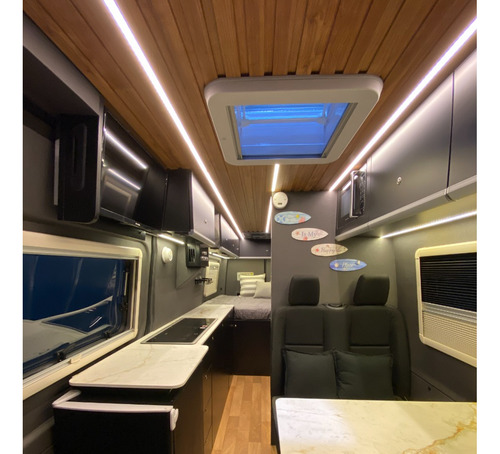 Equipamiento Casa Rodante Camper Chasis Mercedes Benz 0km
