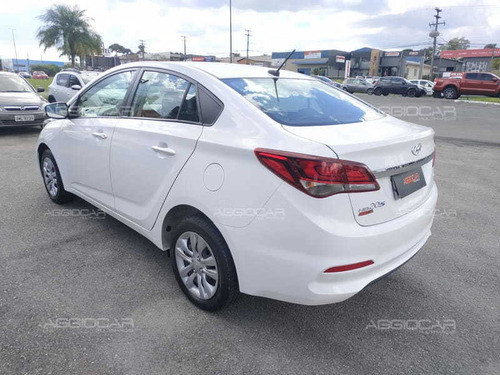 Imagem 6 de 15 de Hyundai Hb20s 1.6 Comfort Plus 16v Flex 4p Manual (flex) - 2