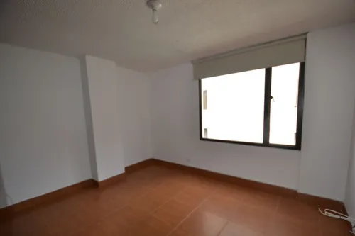 Apartamento En Venta En La Calleja. Cod V12044