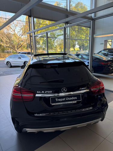 Mercedes-Benz Clase GLA 1.6 Gla250 Amg-line 211cv