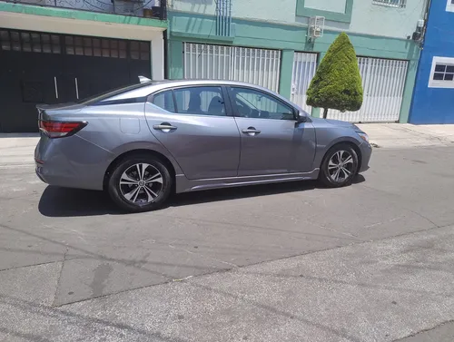 Nissan Sentra 2.0 Advance Cvt