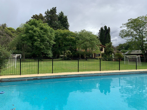 Imagen 5 de 12 de Quinta De Eventos Parrilla Pileta Casa De Huéspedes Quincho