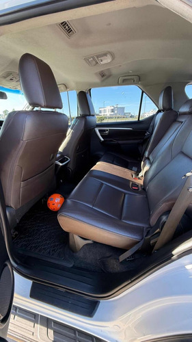 Toyota Hilux SW4 2.8 Srx 177cv 4x4 7as At