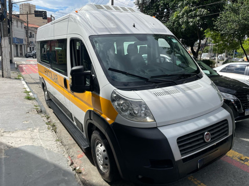 Fiat Ducato 2.3 (13m3) 5p 6 marchas