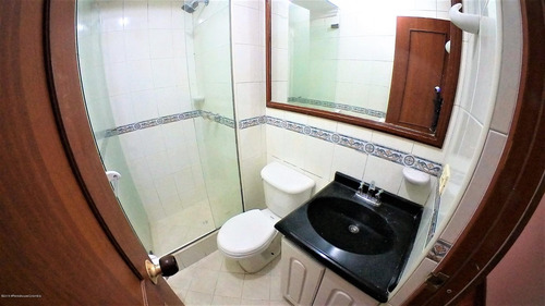 Imagen 8 de 13 de Apartamento En Venta Colina Campestre Mls 22-453